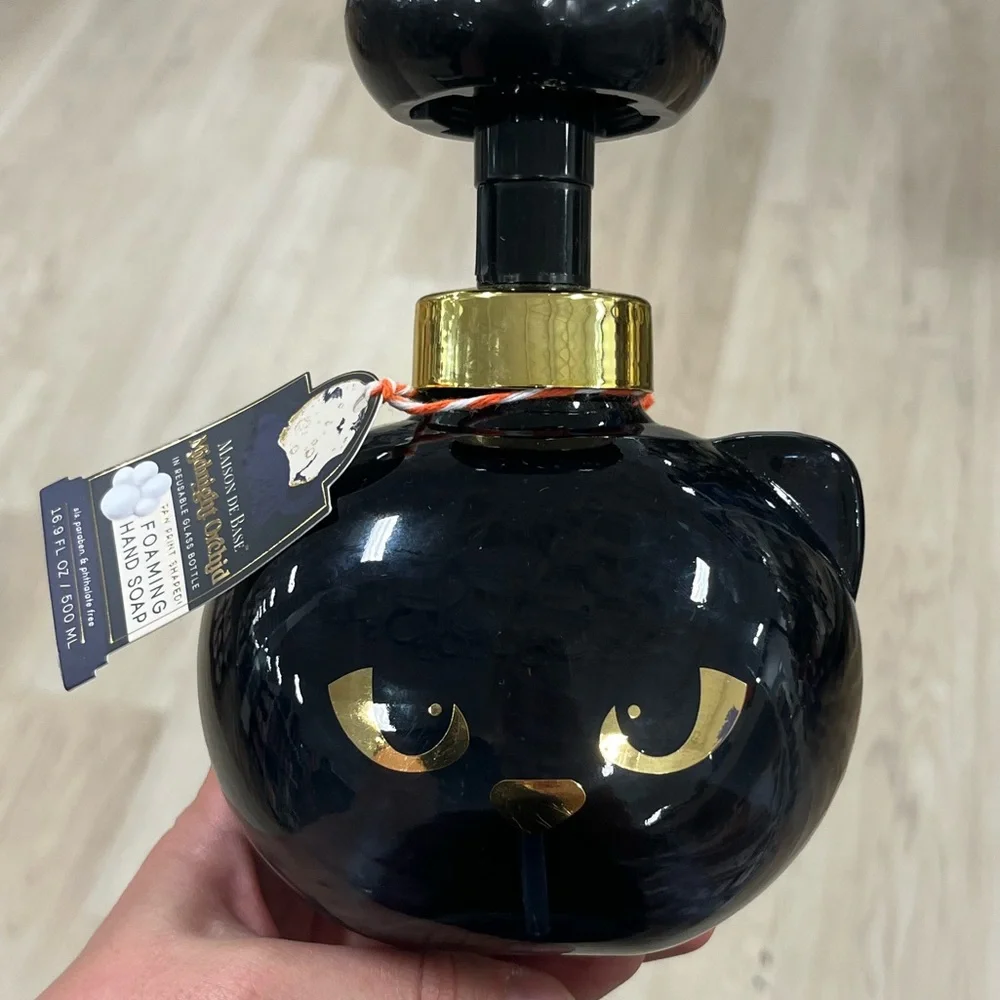 NWT ⚜️🐈‍⬛⚜️ Maison de Base Midnight Orchid Halloween Black Cat Foaming Hand Soap
